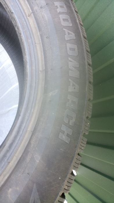Зимние шины Goodride 225/55 R19