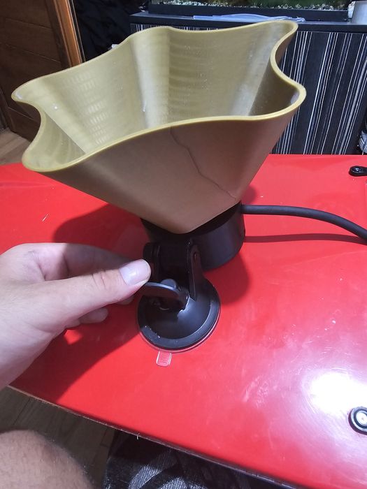 Универсална разпръсквачка за захранка  за лодка за риболов