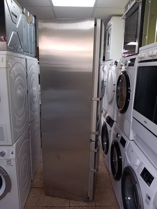 Иноксов хладилник с фризер Liebherr Made in Germany 2 години Гаранция