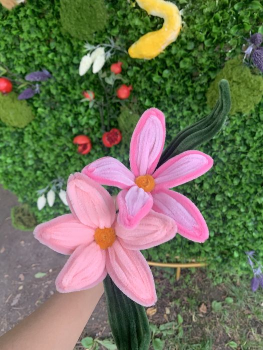 Цветы из пушистой проволоки