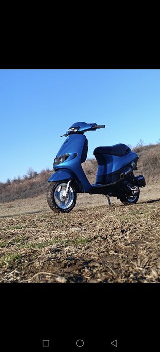 Vând doua Piaggio zip