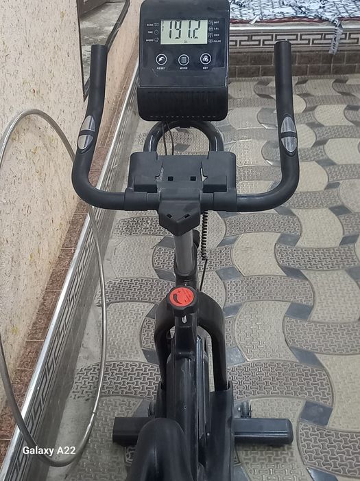 Yengi velotrenajоr sotiladi