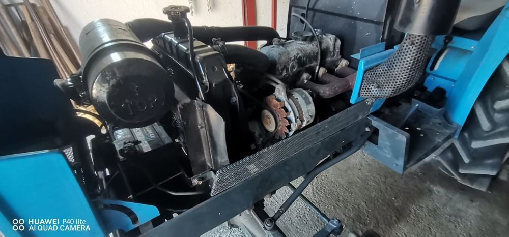 Vând tractor Mitsubishi Kumiai