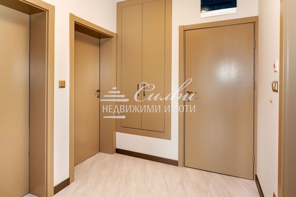 Продава се Етаж от къща в Велики Преслав - 121 кв.м за 1054 €/кв.м - Снимка #10