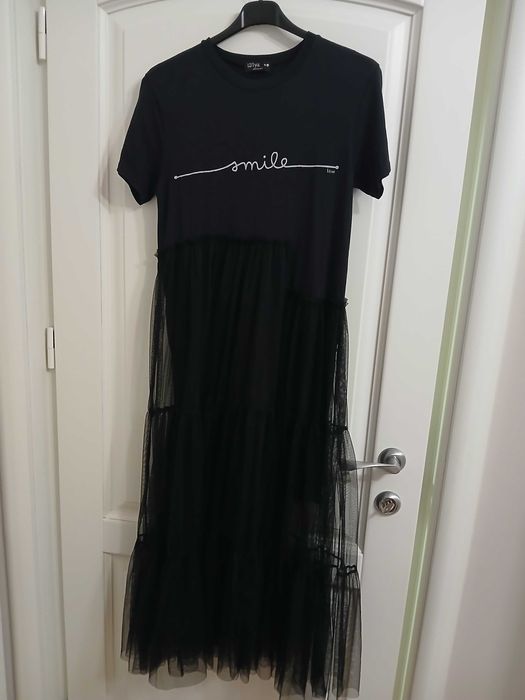 Rochie de culoare neagra