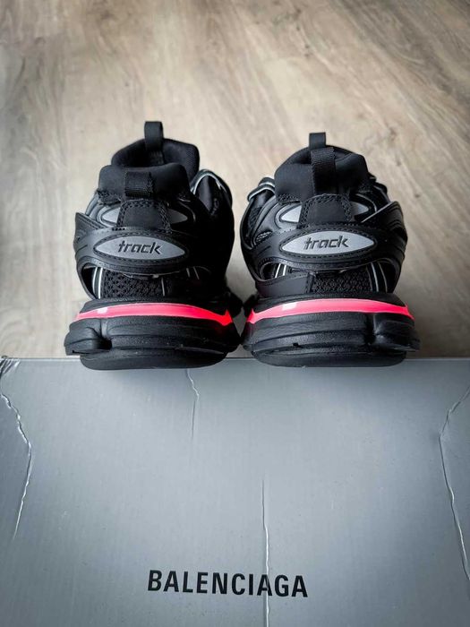 #WOW# Balenciaga Track LED Triple Black - PREMIUM - Verificare Colet