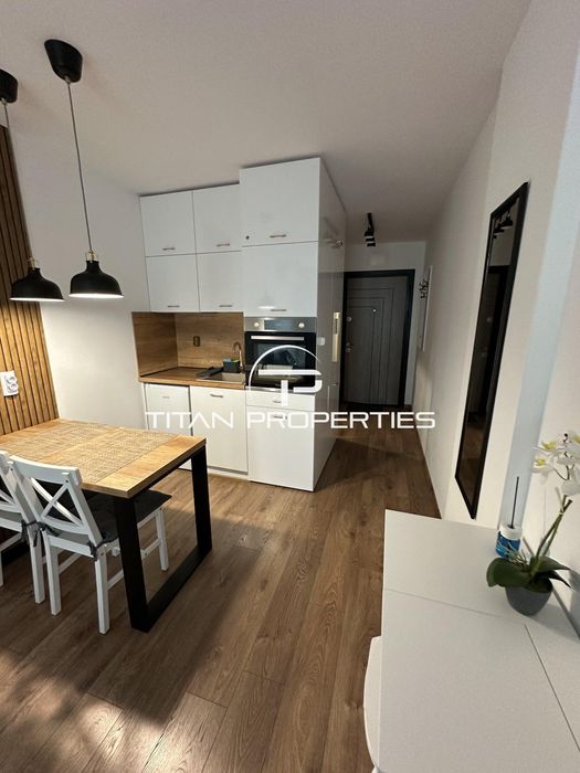 Дава се под наем Едностаен апартамент в Бургас, Зорница - 35 кв.м за 357 € - Снимка #2