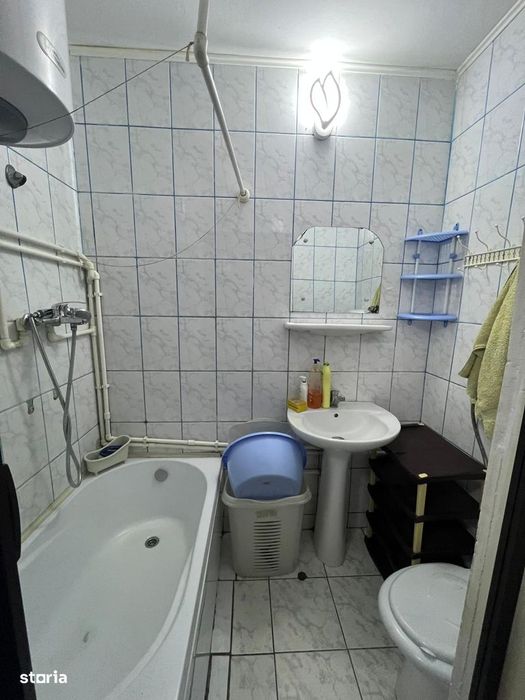 OFERTA DE INCHIRIAT ! Garsoniera zona Viaduct parter pret 1000 lei