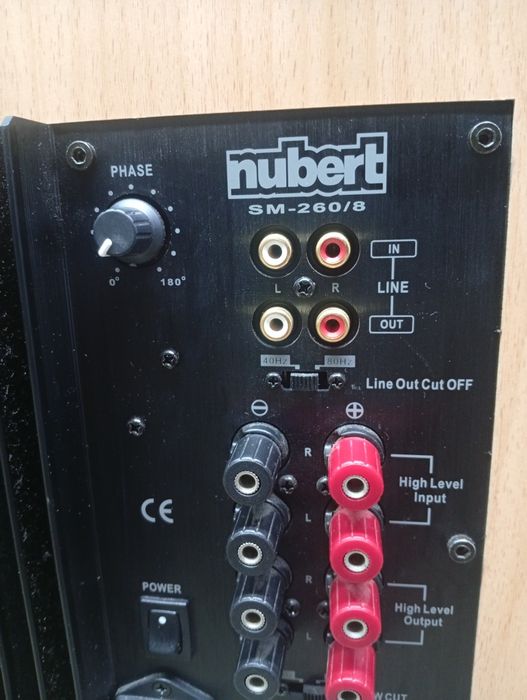 Активен субуфер 12-ска Nubert nuBox AW-880