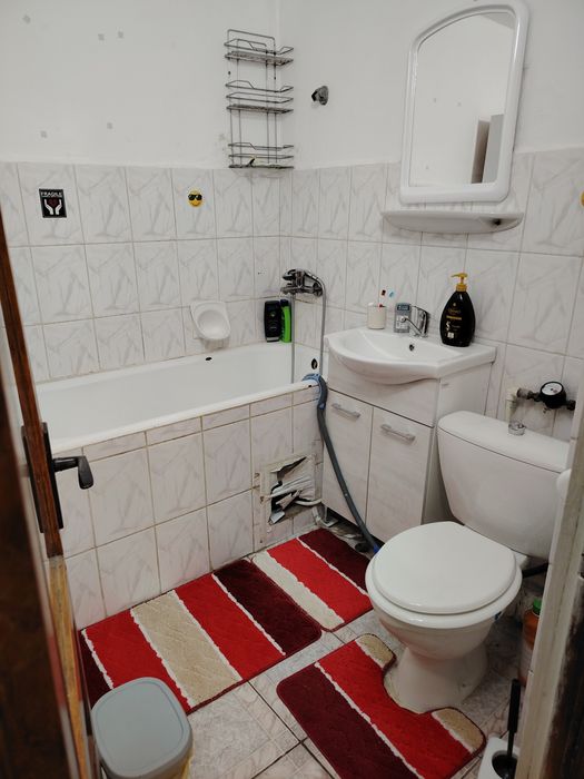 Închiriere apartament cu două camere