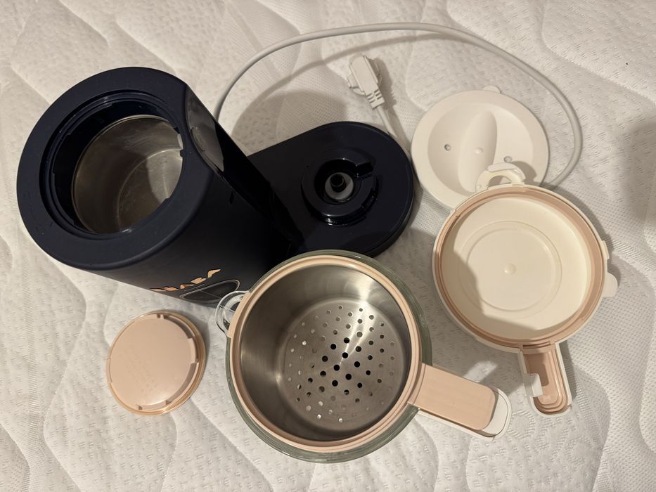 Aparat 4 in 1 pentru prepararea hranei bebelusilor BEABA BABYCook neo