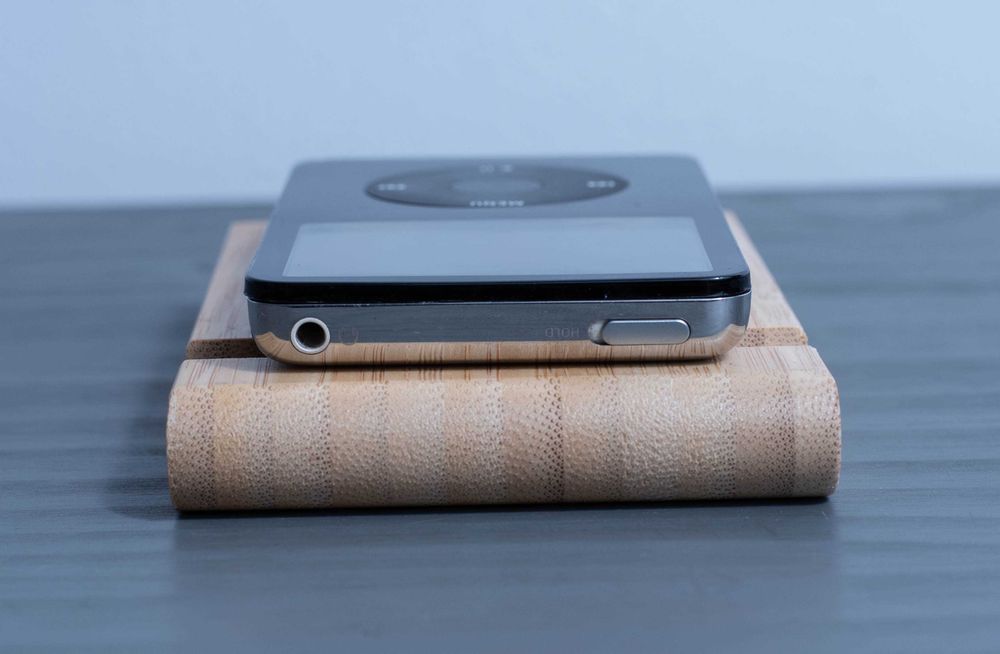 Apple iPod Classic 5th Generation 30GB | Baterie nouă | HDD perfect