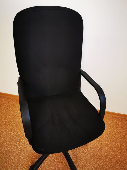 Продам стулья б/у