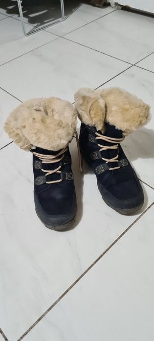 Încălțăminte de iarna ,de dama.