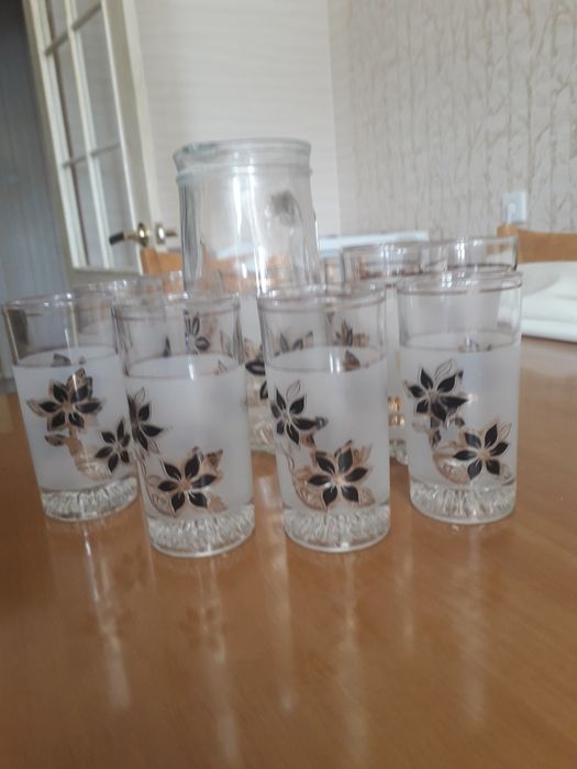 Наборы стаканов и графина