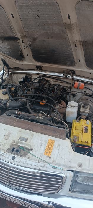 Волга 3110 год2002