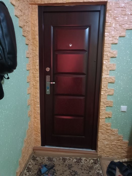 Продаю двух комнатную квартиру