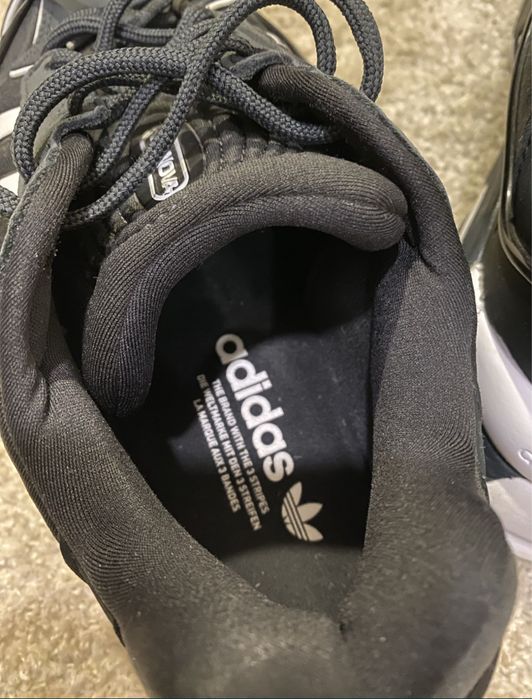 Adidas Oznova обувки