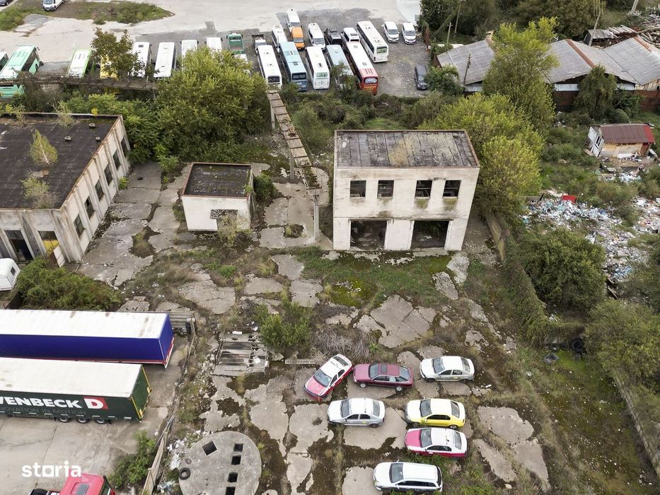 Clădiri industriale cu teren 6820mp