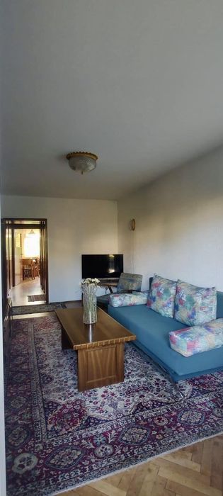 Дава се под наем Тристаен апартамент в София, Стрелбище - 77 кв.м за 700 € - Снимка #1