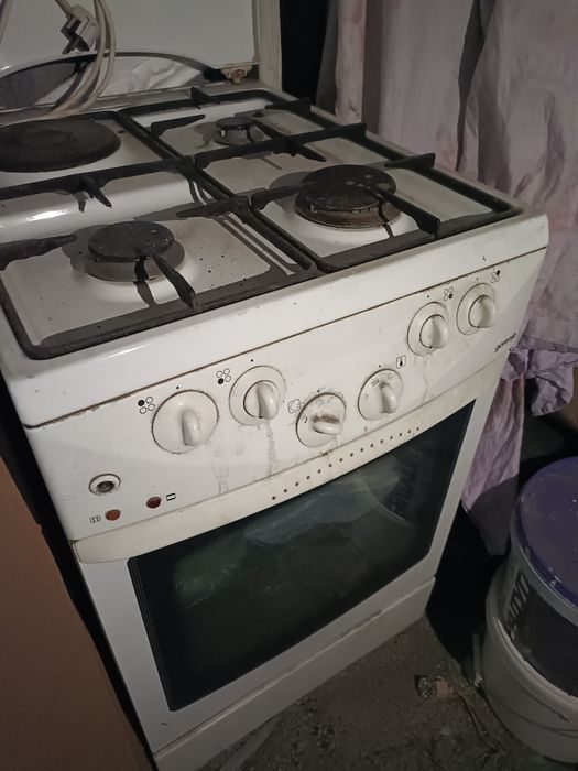 продам газ плиту