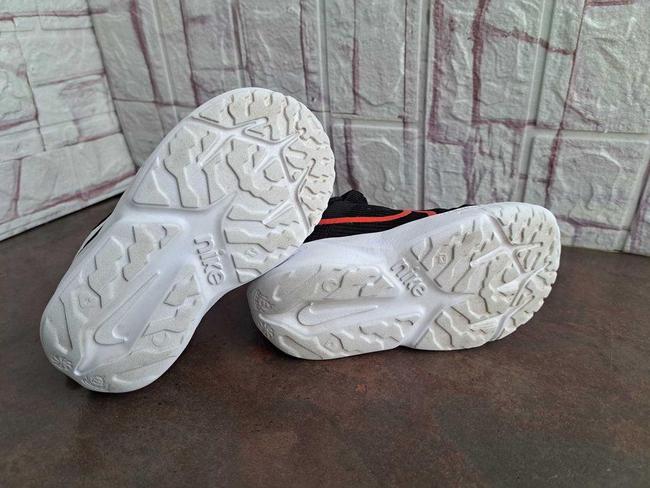 детски маратонки за момиче кецове,спортни обувки Nike,найк,номер 25