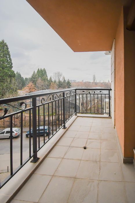 Дава се под наем Двустаен апартамент в София, Витоша - 70 кв.м за 675 € - Снимка #3