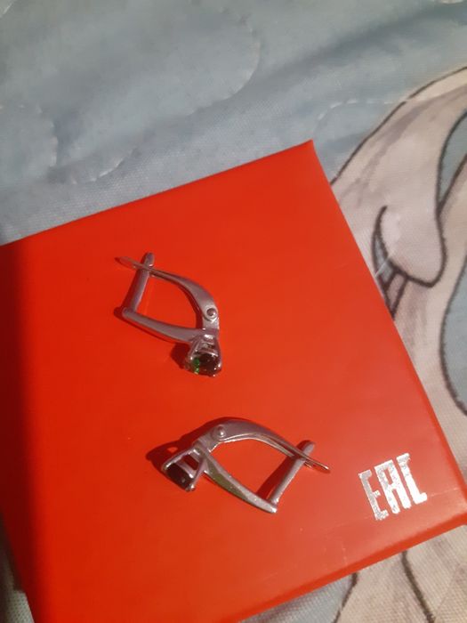Сережки серебряные новые