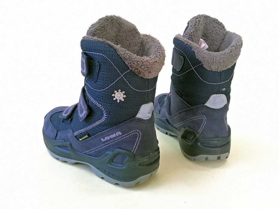 Bocanci copii  29 30 Lowa Goretex  ghete munte Moonboot imblaniti