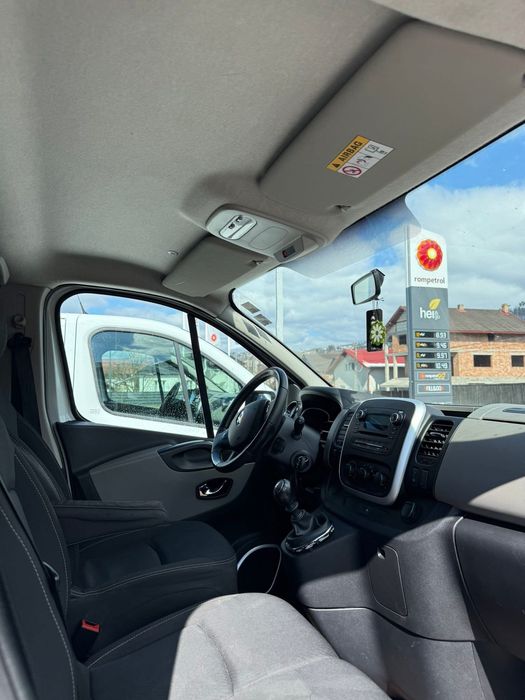 Renault Trafic 8+1 Large 2018