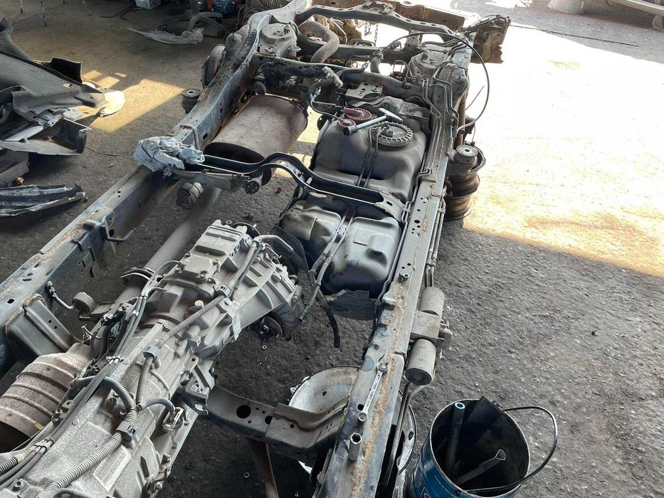 toyota land cruiser j150 3.0 d4d шаси възглавници кардан