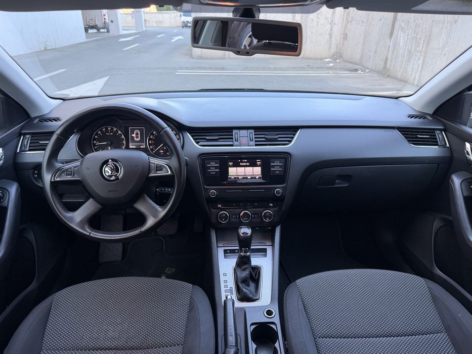 SKODA Octavia 2015 — imagine 5