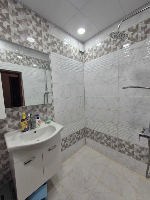 Продава се Двустаен апартамент в Разград, Център - 78 кв.м за 1896 €/кв.м - Снимка #19