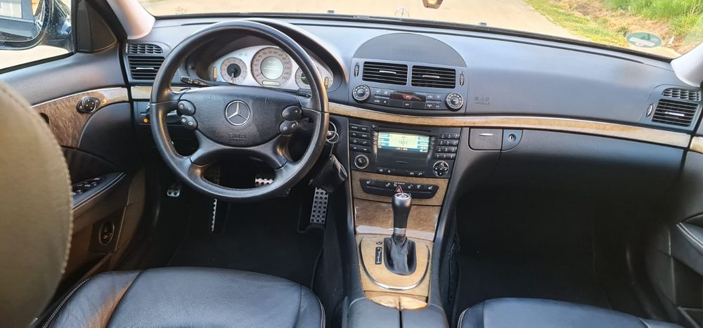 Mercedes E-Class Facelift E230 V6 2008 adus recent Germania  IMPECABILA  carte service km realii