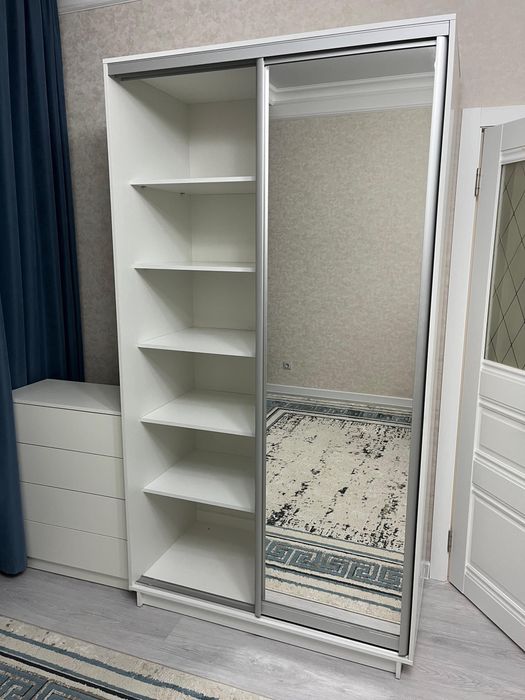 Продам шкаф и комод, прихожую, обувной