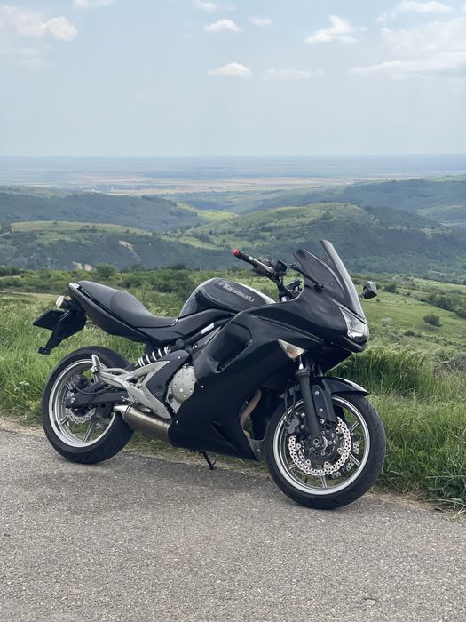 Vand kawasaki er6f motor defect