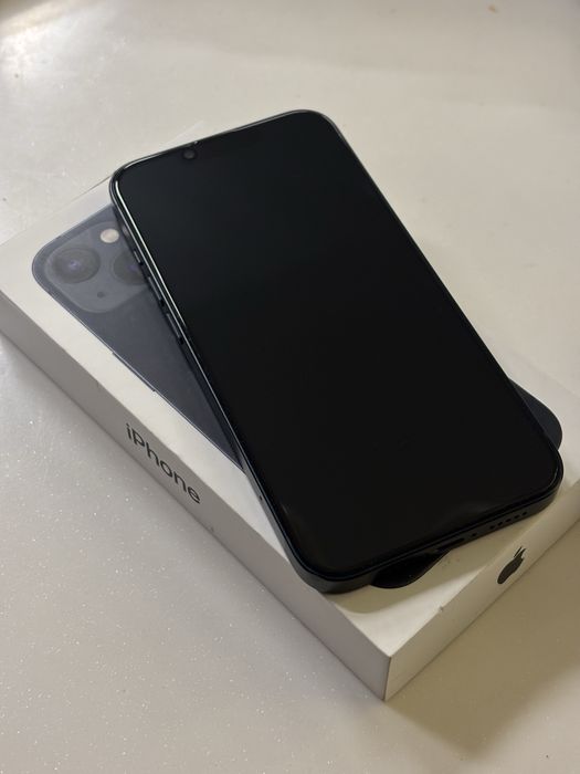Iphone 13 в хорошем состоянии