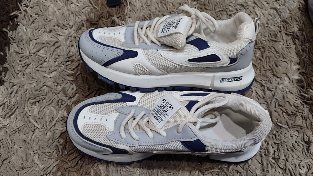 Продам изики ра цена 1000