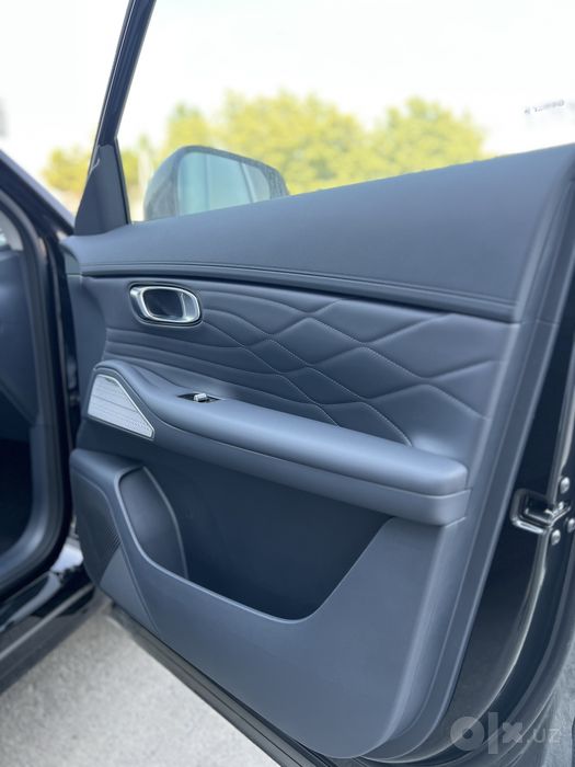 Продаётся Geely ex5 Em i Гибрид запас хода 1000+