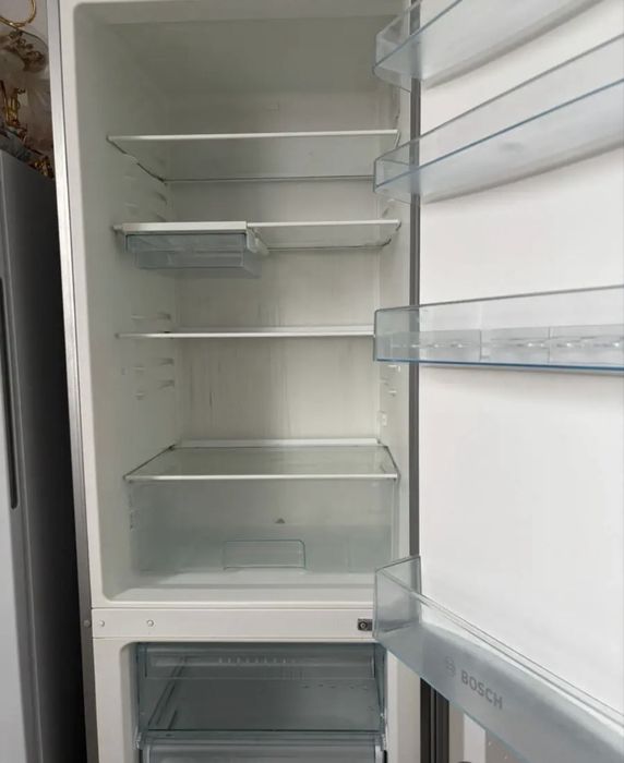 Продаж холодильник