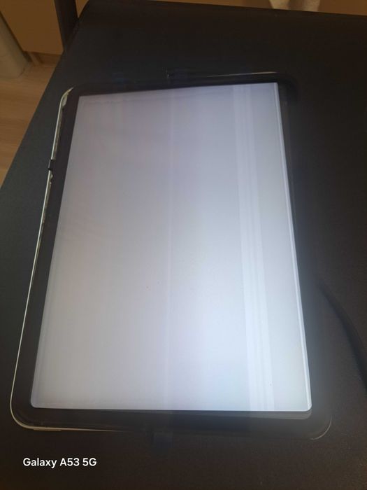 Ipad 11 a16 2025 256 gb defect
