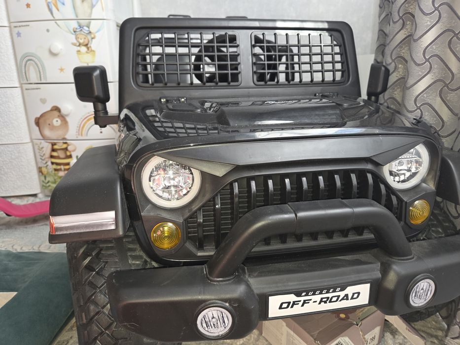 Электромобиль Jeep