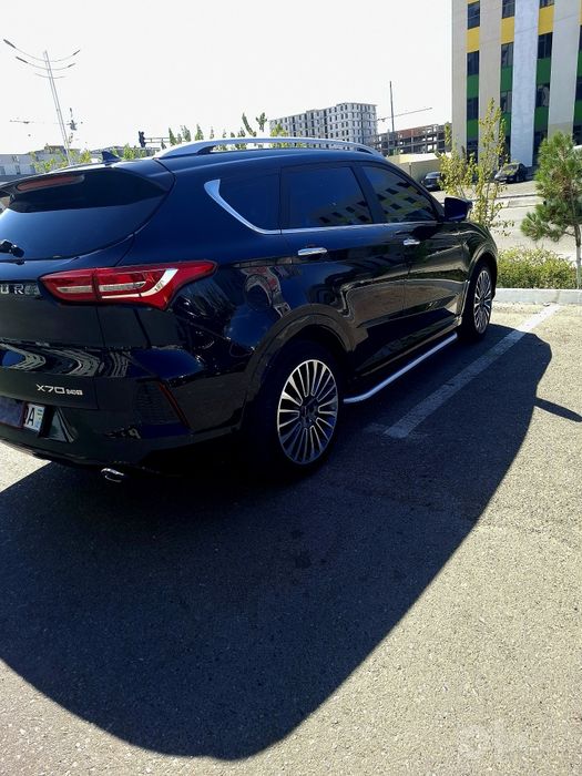 Jetour X70 tezda sotiladi