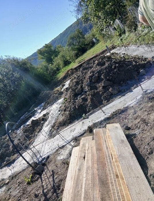Vând Teren +Temelie în Davidești Argeș !