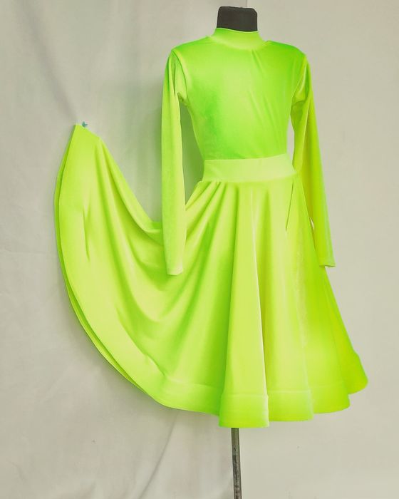 Рейтинговое платье для танцев