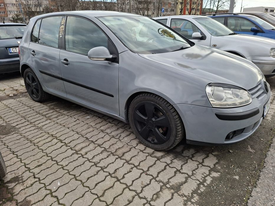 Vând VW Golf, V .19 TDi