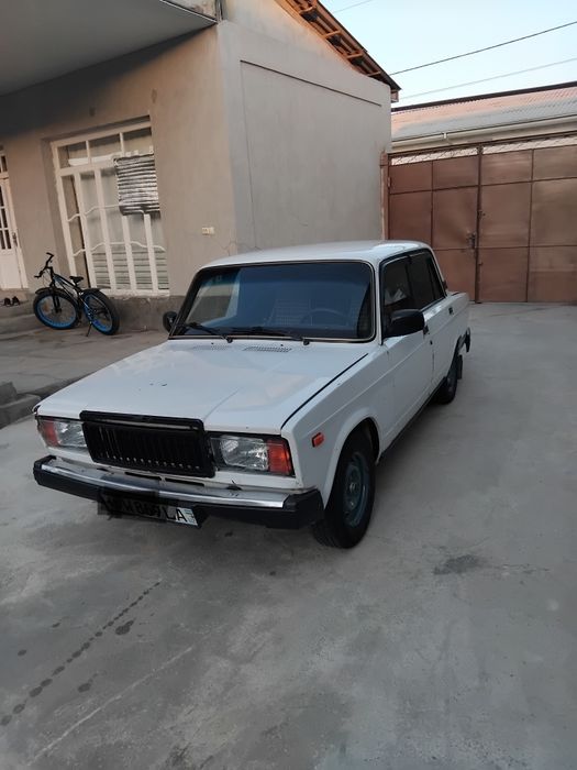 VAZ 2107 2000