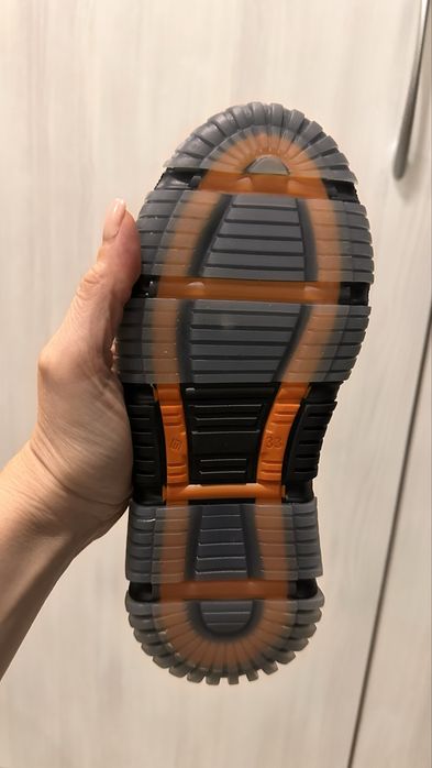 Ботинки зимние 33 размер