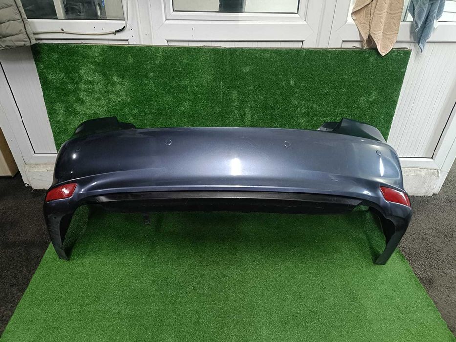 Продам оригинальный задний бампер от Toyota Camry 55 Европеец