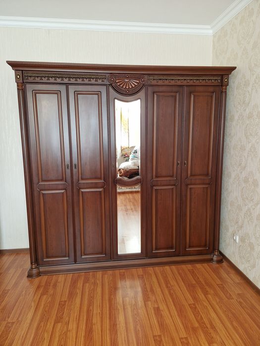 Шкаф  плательный
